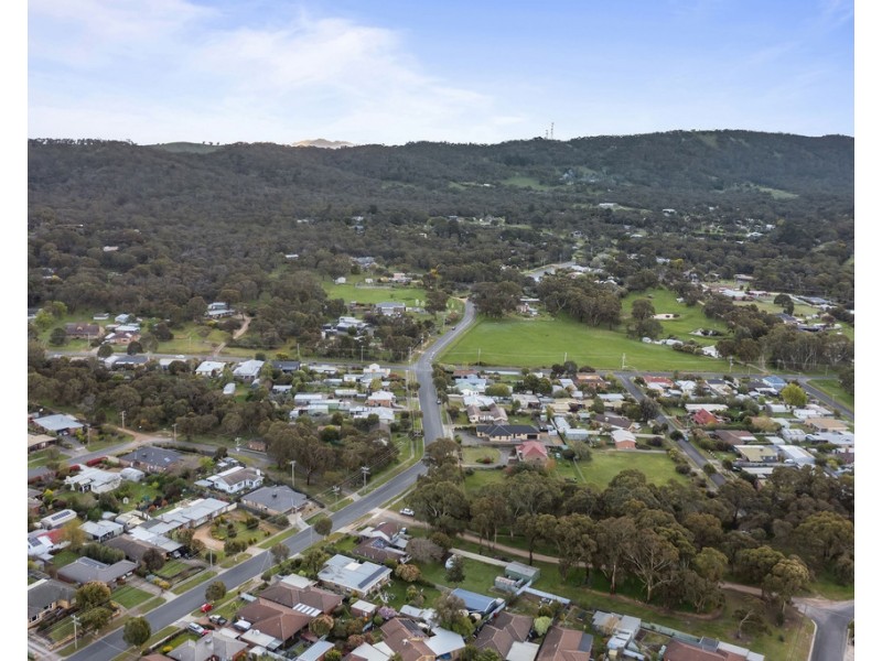 82 Banfield Street, Ararat VIC 3377