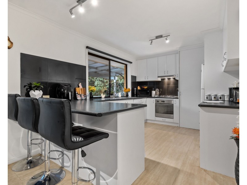 82 Banfield Street, Ararat VIC 3377