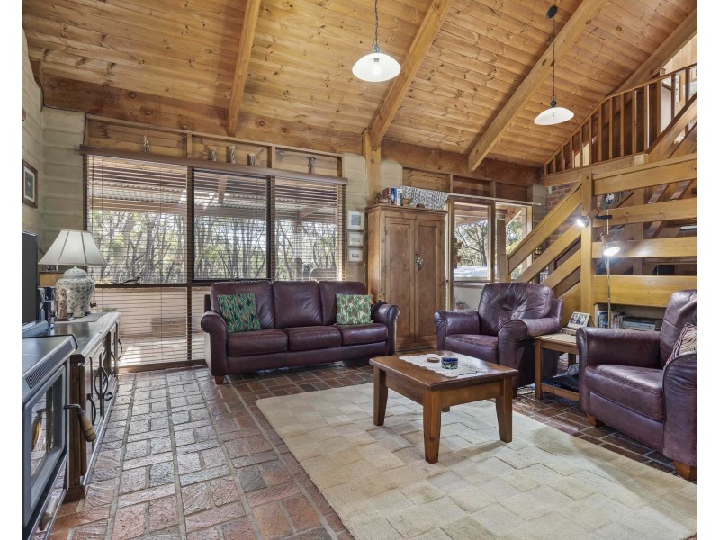 11 Thryptomene Court, Halls Gap VIC 3381