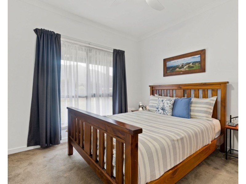 4 Sentinel Court, Halls Gap VIC 3381