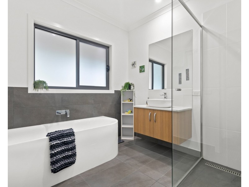 4 Sentinel Court, Halls Gap VIC 3381