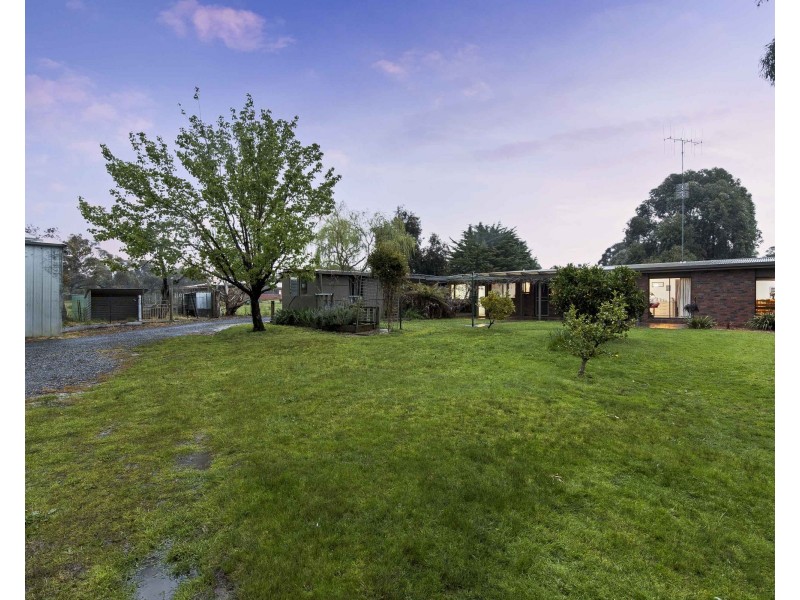 20 Park Road, Ararat VIC 3377