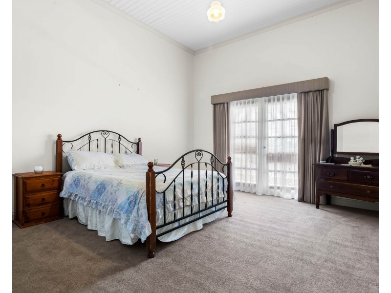 2 George Road, Ararat VIC 3377