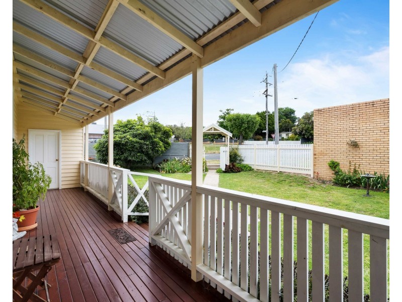 2 George Road, Ararat VIC 3377