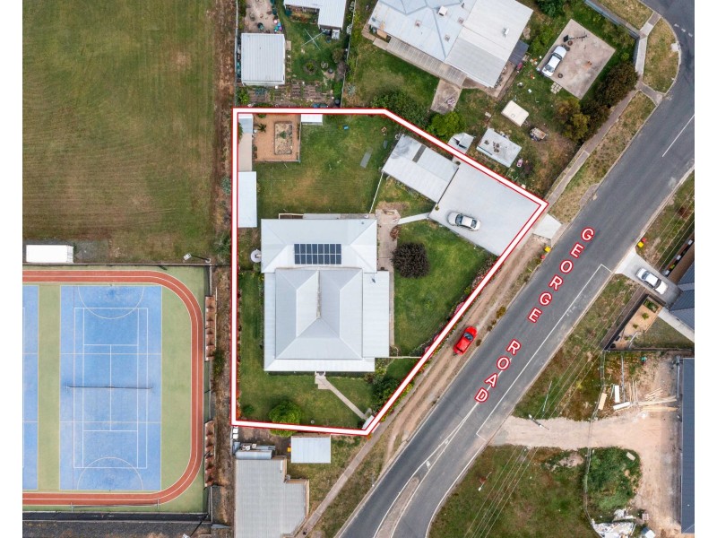 2 George Road, Ararat VIC 3377