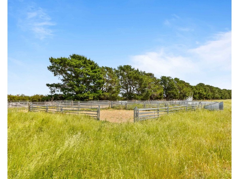 ‘ Kalymna West’ Andrews Lane, Maroona VIC 3377