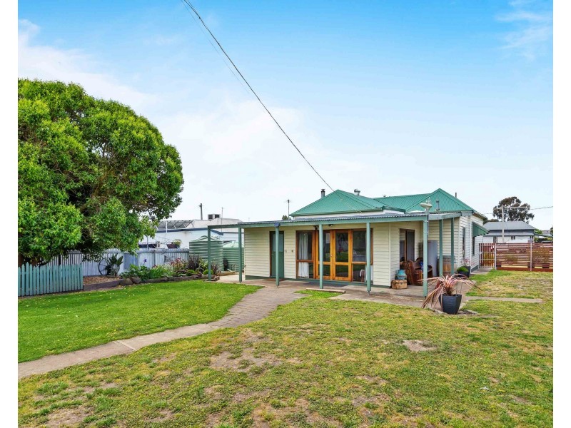 31 Palmer Street, Ararat VIC 3377