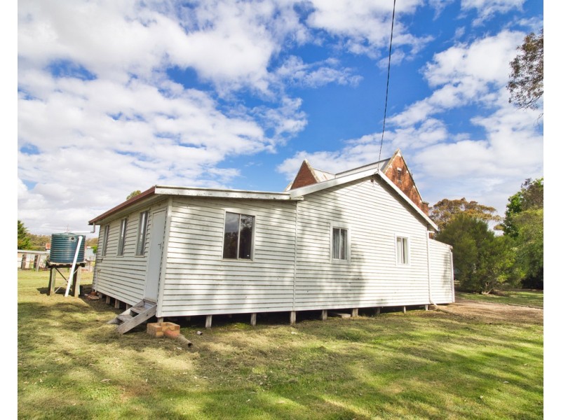 52 Memorial Road, Glenthompson VIC 3293