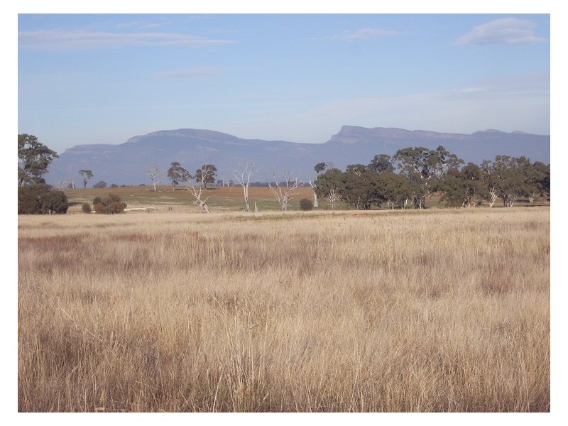 Lot 3 Gluepot Road, Stawell VIC 3380