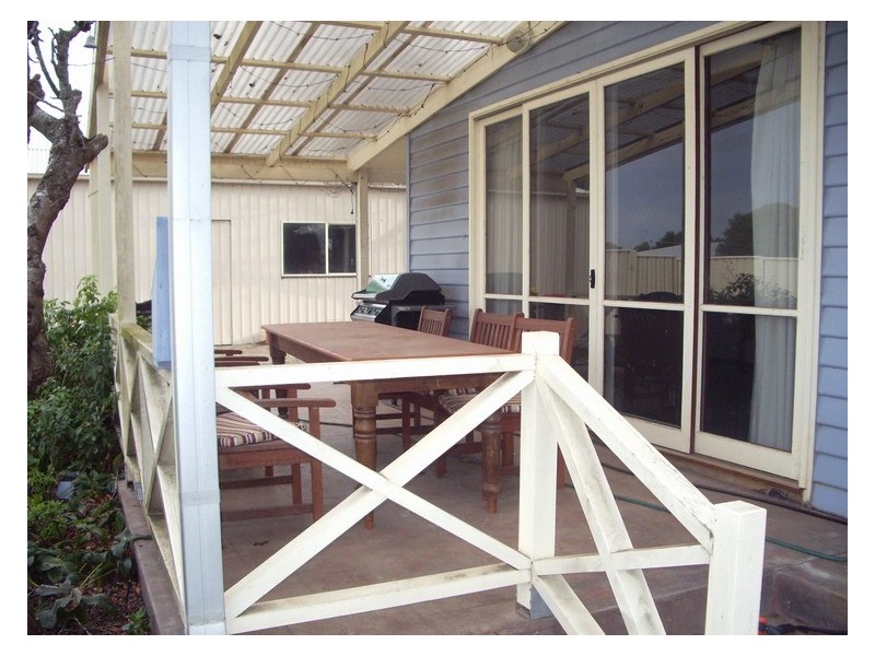 4 Bell Street, Ararat VIC 3377