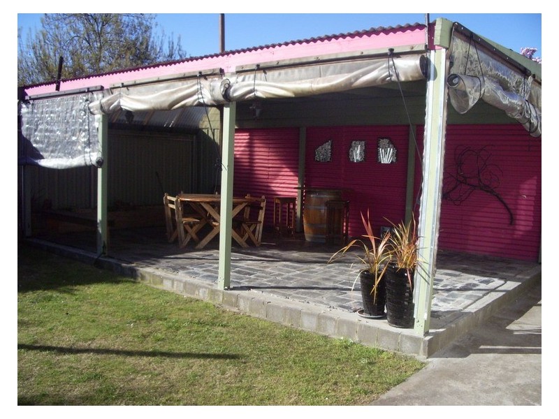 1 Banfield Street, Ararat VIC 3377