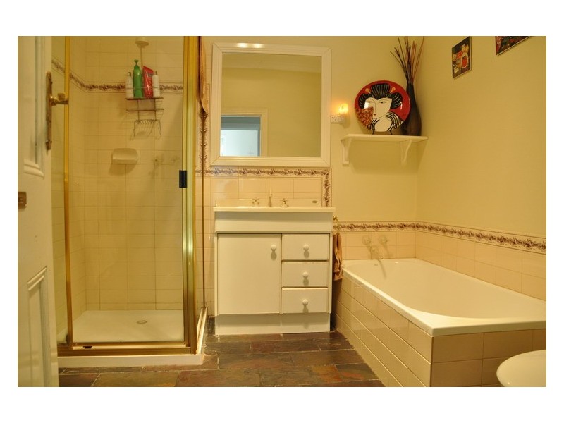 1 Banfield Street, Ararat VIC 3377