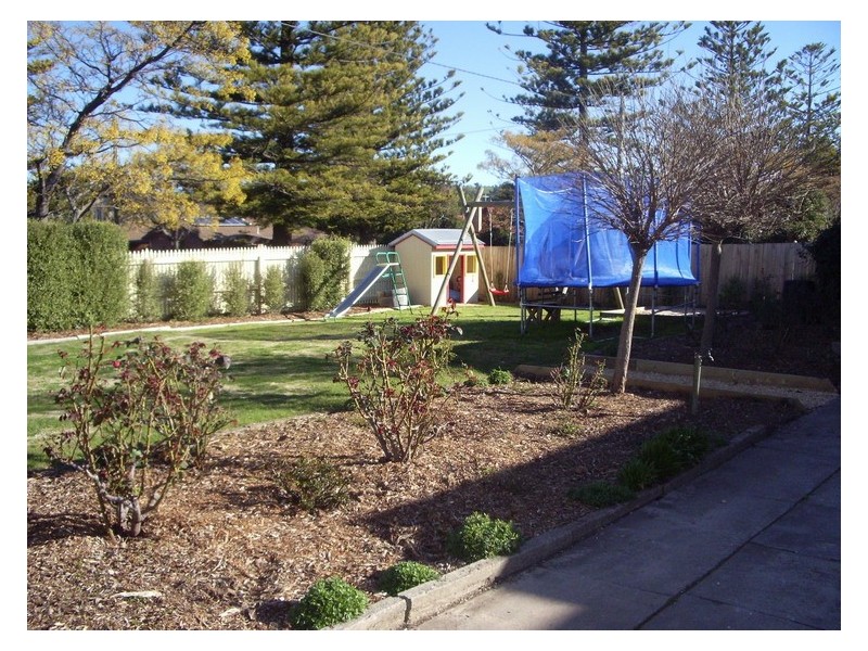 1 Banfield Street, Ararat VIC 3377