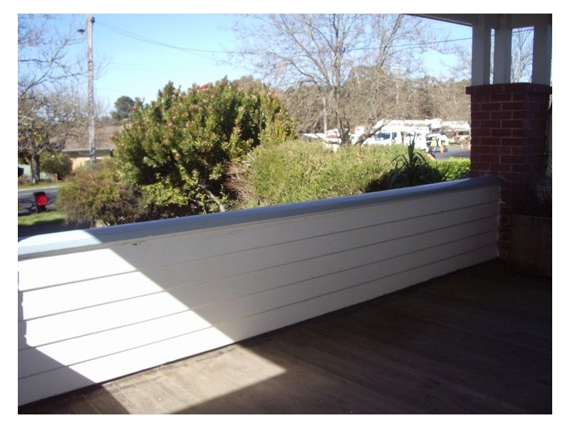 16 Barkly Street West, Ararat VIC 3377