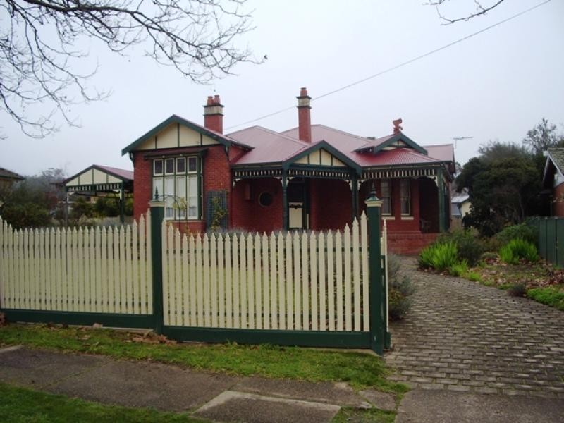 26 Barkly St West, Ararat VIC 3377