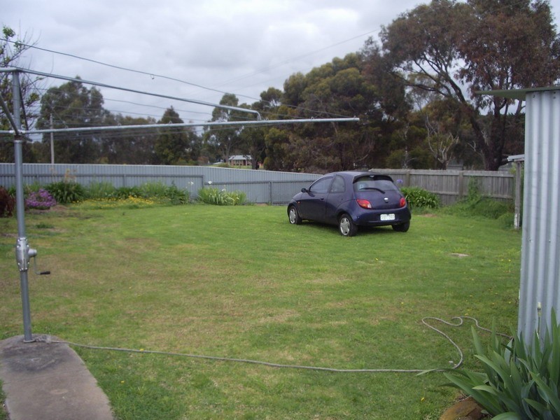 126 Montgomery Street, Lake Bolac VIC 3351