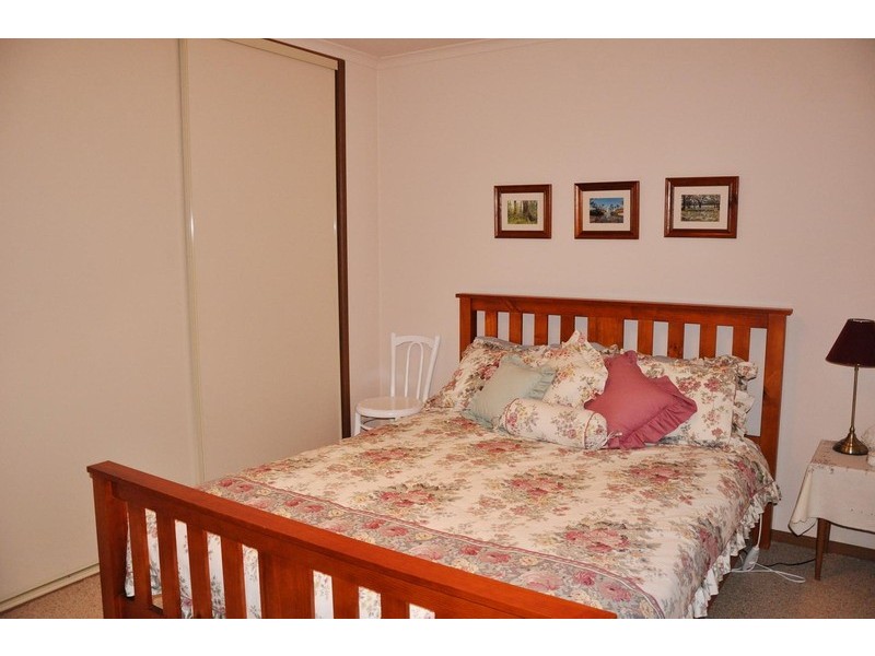 11 Golf Links Road, Ararat VIC 3377