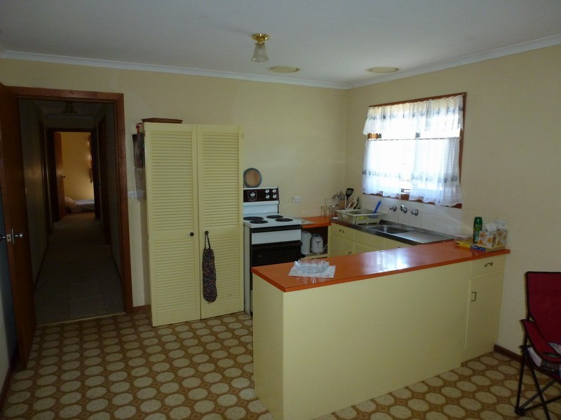 21 Green Street, Elmhurst VIC 3469