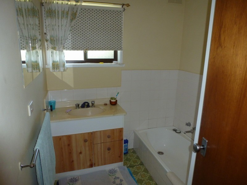 21 Green Street, Elmhurst VIC 3469