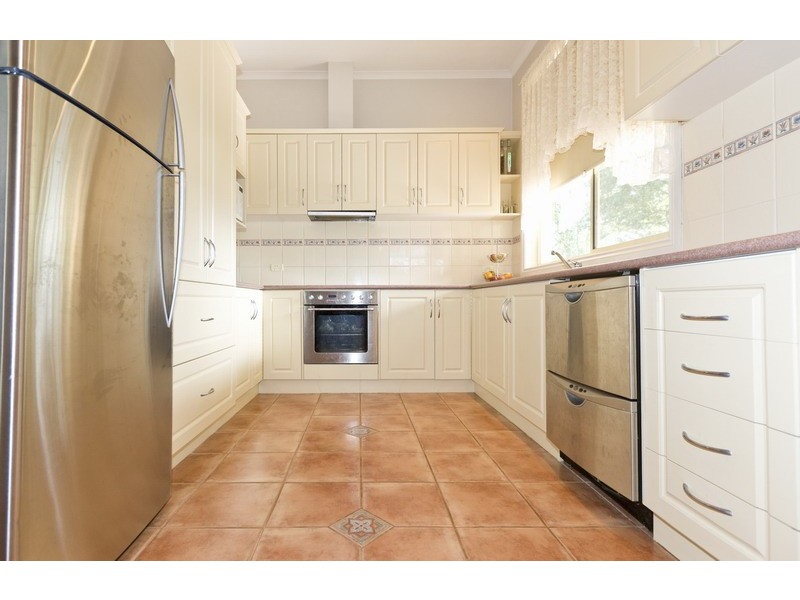 52 Barkly Street West, Ararat VIC 3377