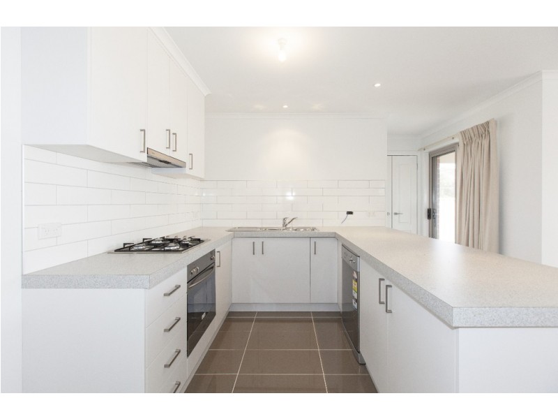 2/4 Beveridge Street, Ararat VIC 3377