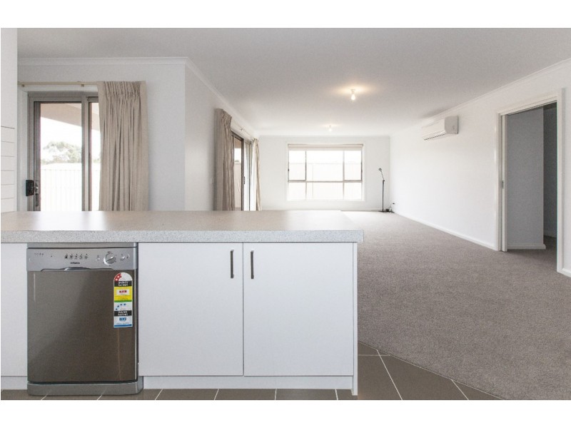 2/4 Beveridge Street, Ararat VIC 3377