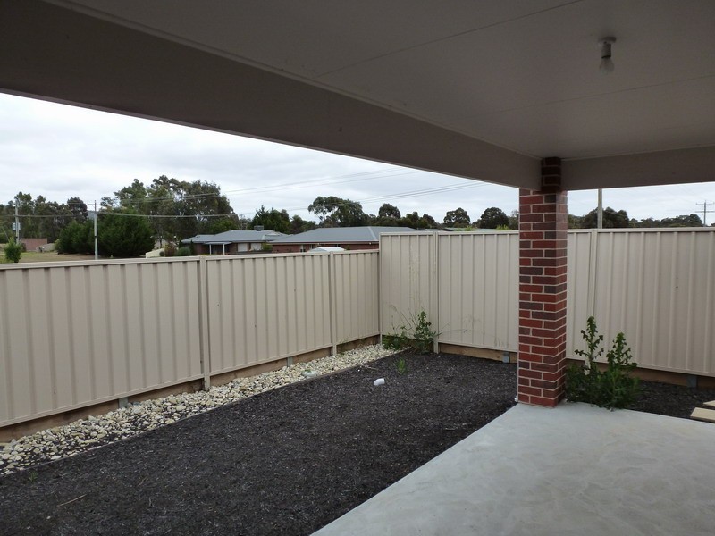 2/4 Beveridge Street, Ararat VIC 3377