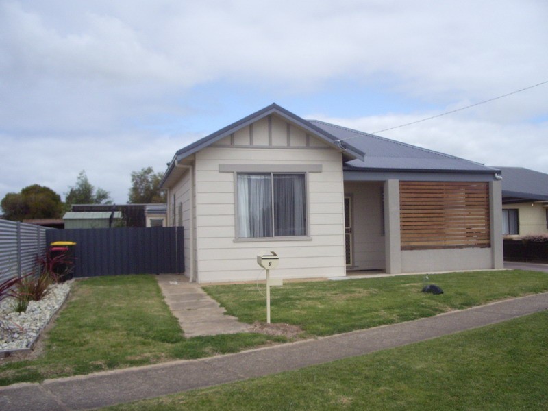 9 Elizabeth Street, Ararat VIC 3377