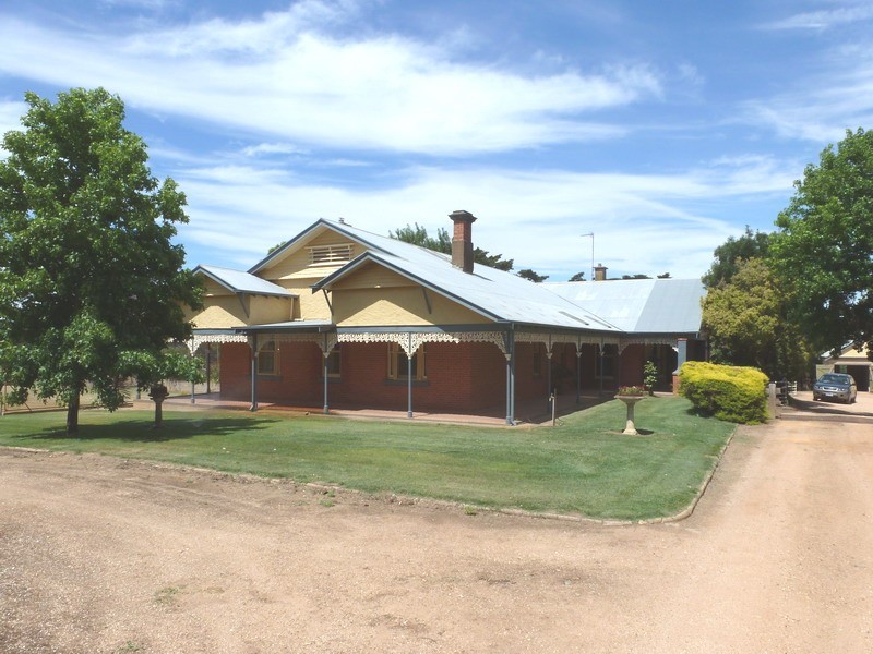 327 Tatyoon North Road, Ararat VIC 3377
