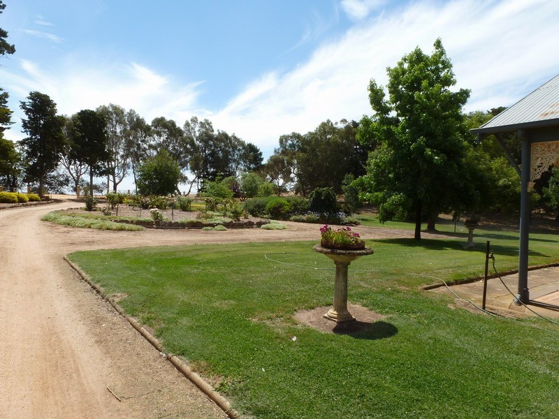 327 Tatyoon North Road, Ararat VIC 3377