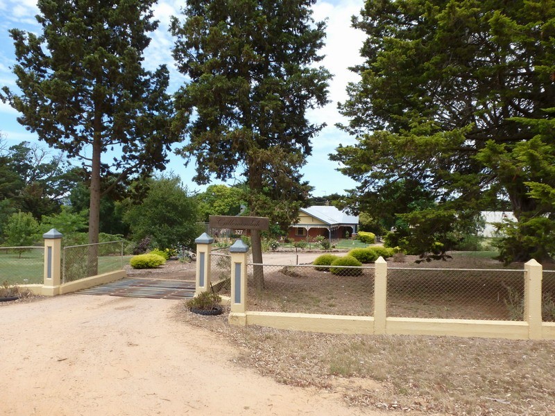 327 Tatyoon North Road, Ararat VIC 3377
