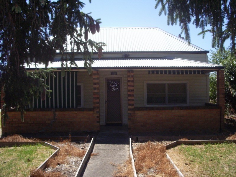 106 Queen Street, Ararat VIC 3377