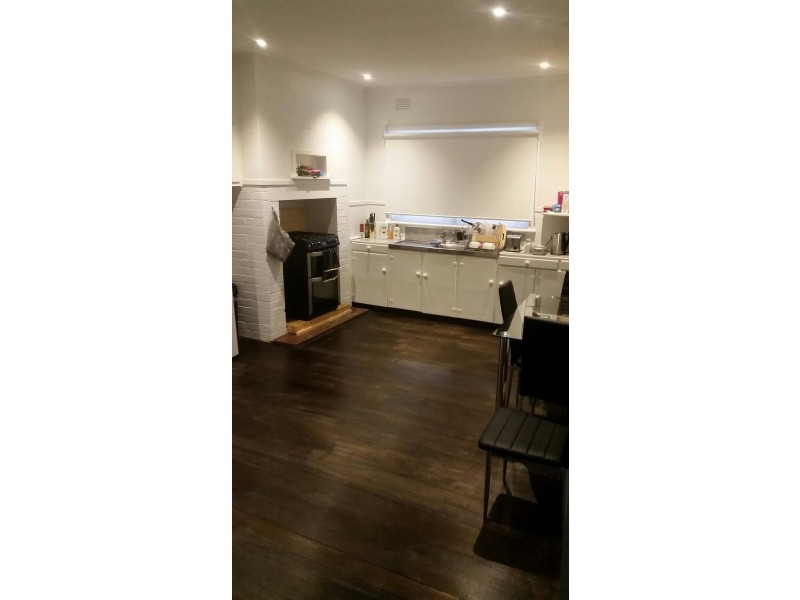 36 Carey Street, Ararat VIC 3377