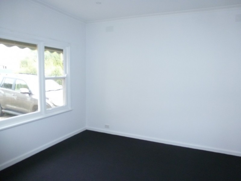 36 Carey Street, Ararat VIC 3377