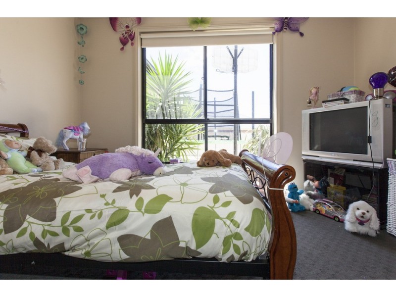 6 Kims Close, Ararat VIC 3377