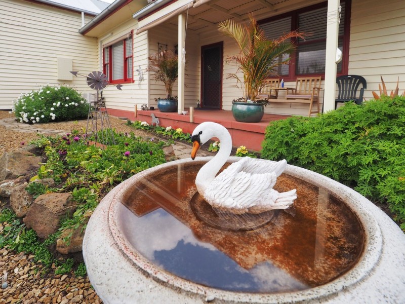 35-37 Memorial Road, Glenthompson VIC 3293