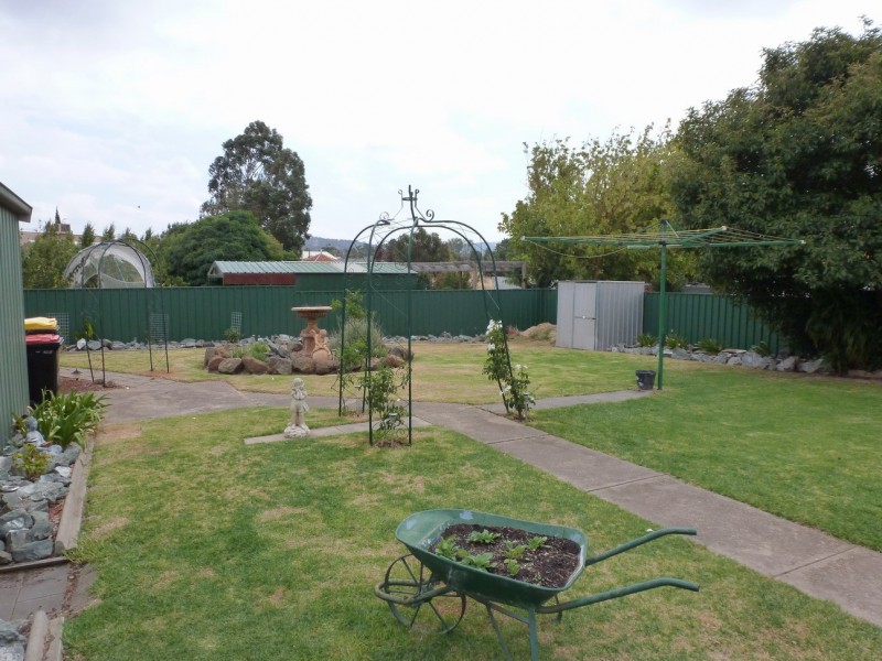 6 Queen Street South, Ararat VIC 3377