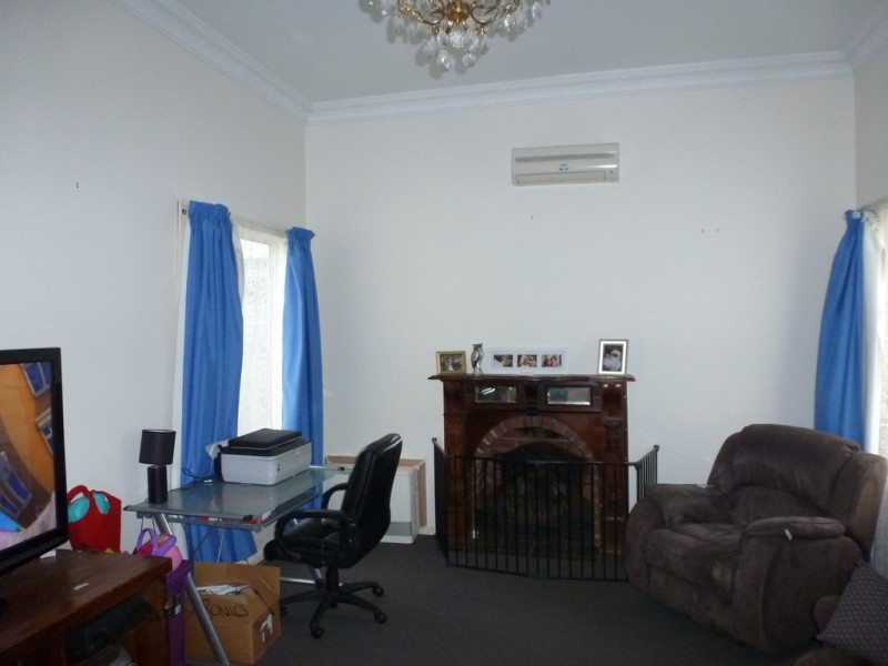 27 Dean Street, Ararat VIC 3377