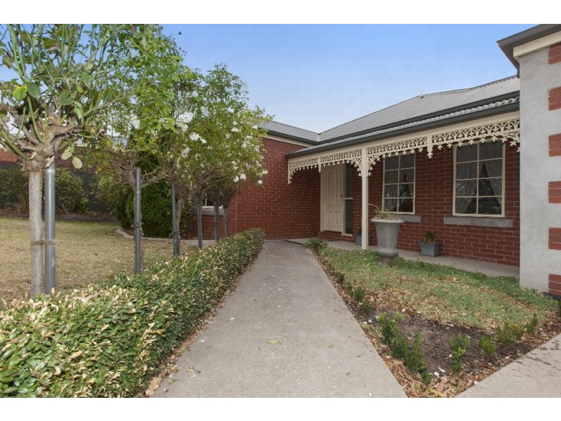 17 Brewster Road, Ararat VIC 3377