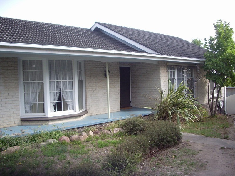 43 McNeil St, Ararat VIC 3377