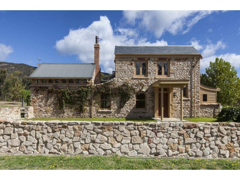 62 Rowe Road, Halls Gap VIC 3381