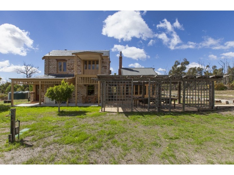 62 Rowe Road, Halls Gap VIC 3381