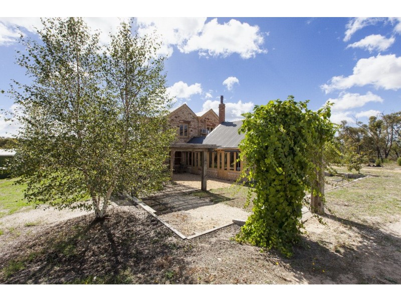 62 Rowe Road, Halls Gap VIC 3381