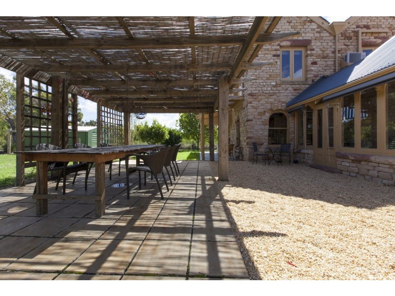 62 Rowe Road, Halls Gap VIC 3381