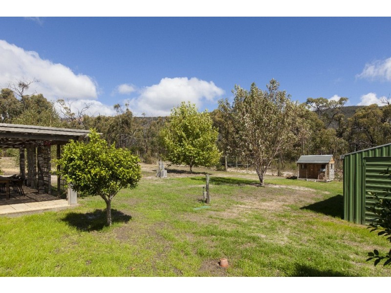 62 Rowe Road, Halls Gap VIC 3381