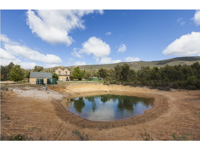 62 Rowe Road, Halls Gap VIC 3381