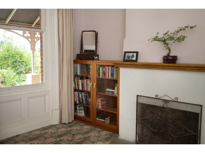 54 Churchill Avenue, Ararat VIC 3377