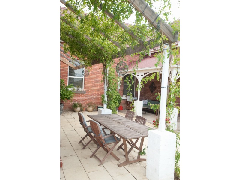 54 Churchill Avenue, Ararat VIC 3377