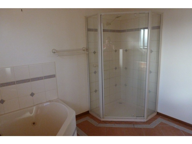 17 Elizabeth Street, Ararat VIC 3377