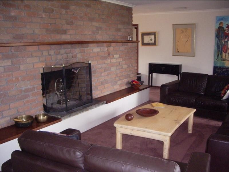 - Mast Road, Ararat VIC 3377